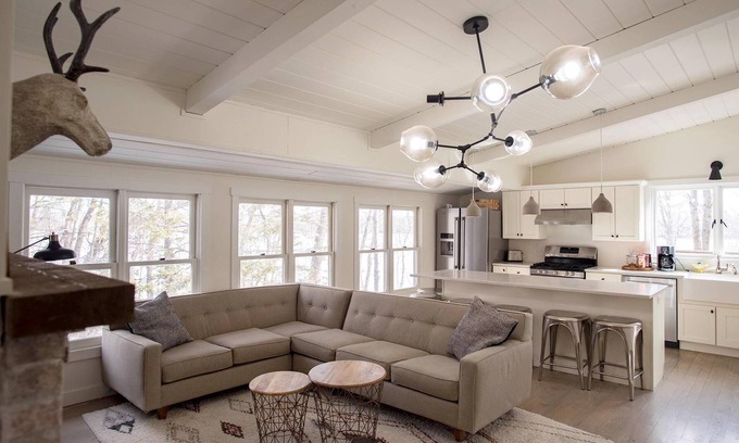 Richwood House | 4 Bedroom Lakeside Retreat | Detroit Lakes, MN