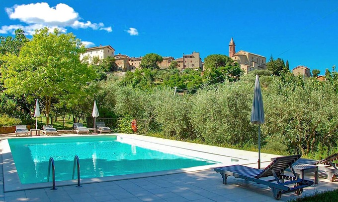 Paciano Apartment | 4 bedroom lovely apartment in Paciano