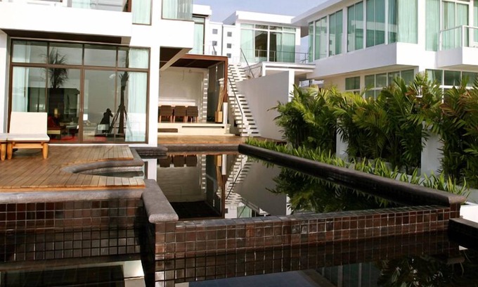 Pak Nam Pran Villa | 4 Bedroom Luxury Villa-Modern Tropical