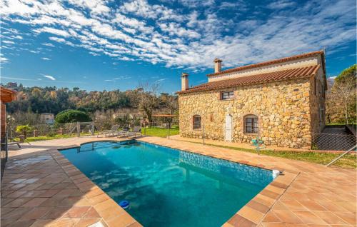 Gualba de Dalt House | 4 Bedroom Nice Home In Riells I Viabrea