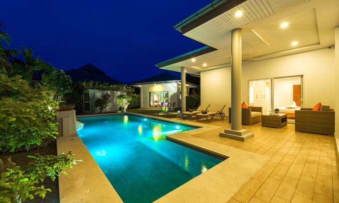 Hua Hin Villa | 4 Bedroom Private Pool Villa (MR51)