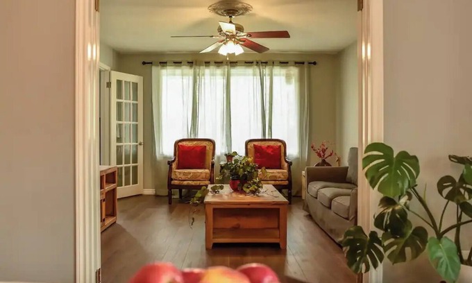 LaSalle House | 4 Bedroom Waterfront Oasis Getaway with Hot Tub