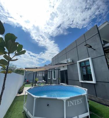 Kampung Ketapang House | 4 Bedrooms THE OCEANZ 19 PANTAI KEMPADANG Kuantan
