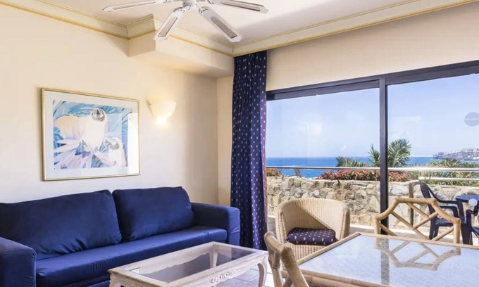 Tarajalillo Apartment | 4★ Family Apartment with Terrace and 2 Bathrooms – Bahía Feliz