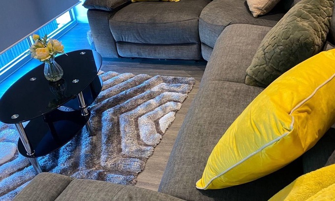 Greenwich Apartment | 4 Guests - PetOK - Parking - 35min Central London