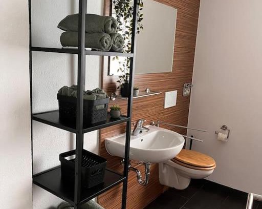 Leipheim Apartment | 4-h3rOeS Legoland Günzburg Wohnung 2