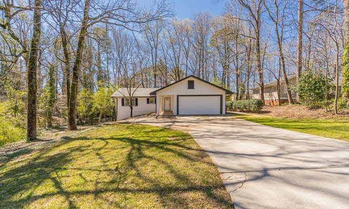 Roswell House | 4 Kings! Only 1.5 miles to downtown Roswell