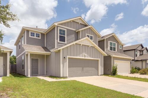 Barker House | 4 Mi to Bear Creek Pioneers Park NW Houston Home