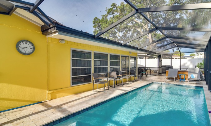 Harbor Bluffs House | 4 Mi to Dog Beach: Largo Home w/Pool & Hot Tub!