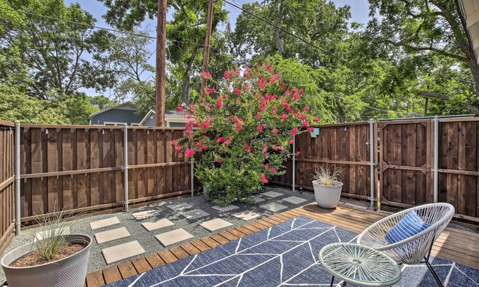 Lower Greenville Cottage | 4 Mi to Dtwn: Dallas Gem w/Furnished Patio