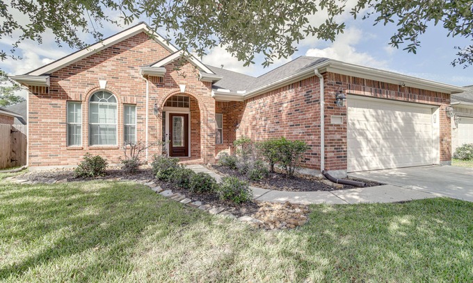 Spring House | 4 Mi to Six Flags: Spring Vacation Home