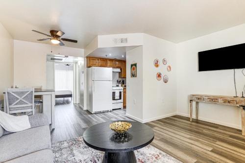 Surprise Apartment | 4 Mi to Surprise Stadium Condo with Pool!