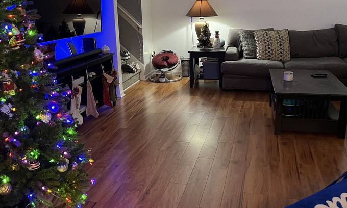 Jamestown House | 4 Miles from Downtown Furniture Market prime location