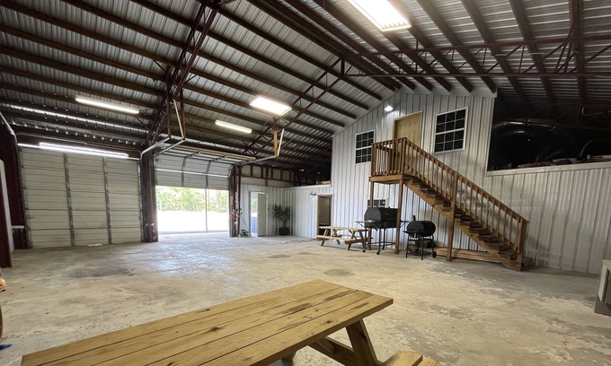 Perry House | 4 Miles to Beach, Plenty of Parking for Boats & Trailers
