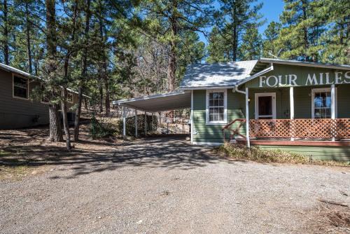 Ruidoso House | 4 Miles