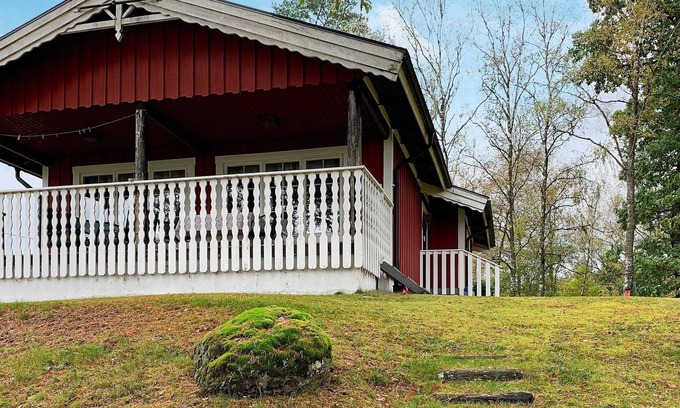 Holsljunga House | 4 person holiday home in HOLSLJUNGA-By Traum