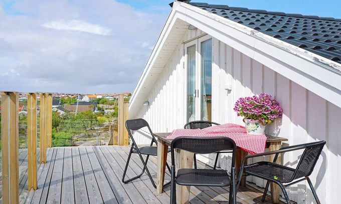 Kungshamn House | 4 person holiday home in KUNGSHAMN-By Traum
