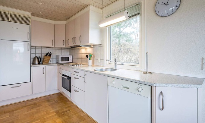 Henne Strand House | 4 person holiday home in Henne