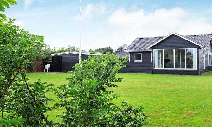 Sondervig House | 4 person holiday home in Ringk bing