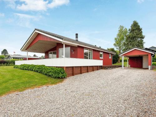 Hejlsminde Strand House | 4 person holiday home in Hejls-By Traum