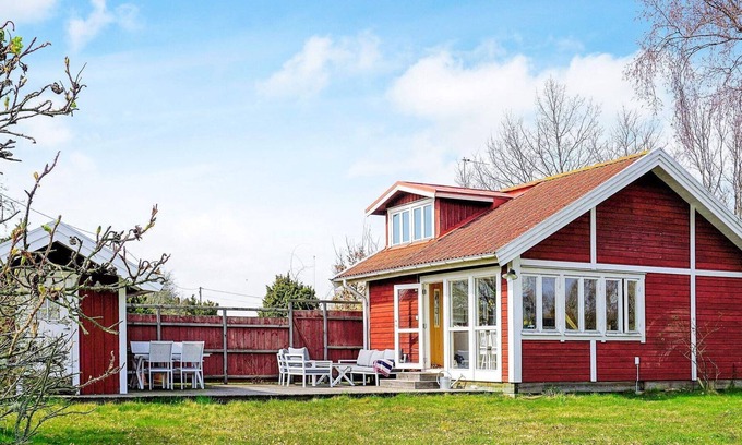 Hagaby House | 4 person holiday home in LÖTTORP