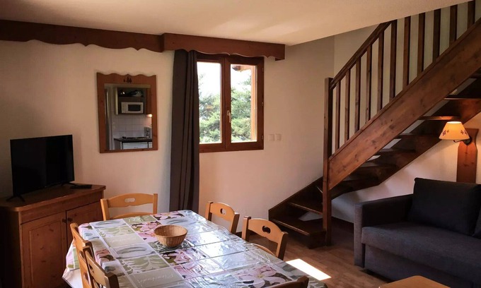 La Joue du Loup Apartment | 4 Rooms for 8 People