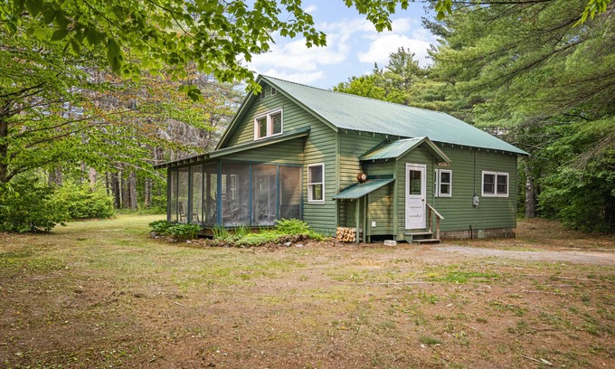 Severance Cabin | 4- season Adirondack Retreat on Paradox Lake, 3 miles from Schroon Lake!