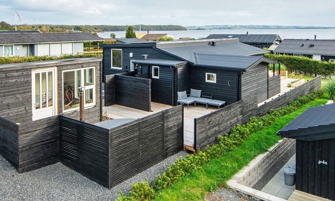 Ronde House | 4 star holiday home in Rønde
