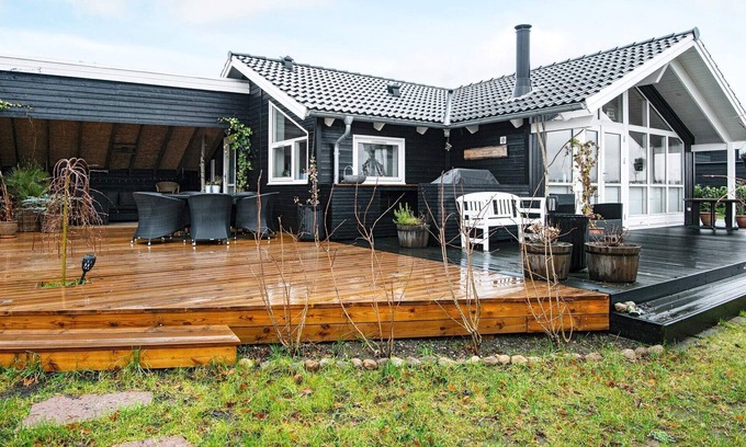 Ronde House | 4 star holiday home in Rønde