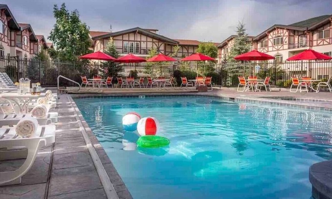 Zermatt House | 4-Star Zermatt Resort King Suite Only 15 Mins to Park City!