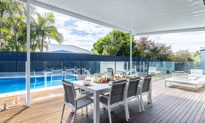 Salamander Bay House | 4 The Port Hole, Salamander Bay