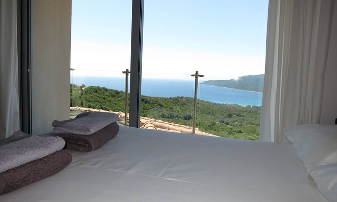 Serra-di-Ferro Apartment | 4- to 5-person apartment with shared pool access, sea view, South Corsica