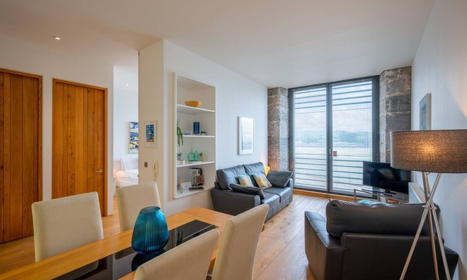 Plymouth Apartment | 40 Brewhouse - Royal William Yard