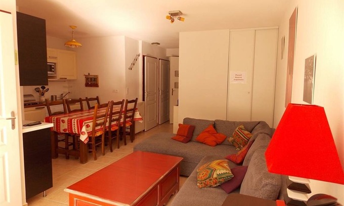 Montauban-de-Luchon Apartment | 40 m² Apartment ∙ 2 bedrooms ∙ 6 guests