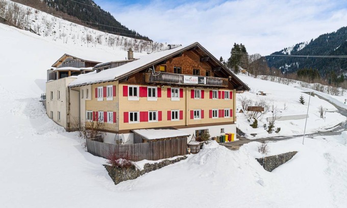 Kloesterle am Arlberg Apartment | 40 m² Apartment ∙ 1 bedroom ∙ 4 guests