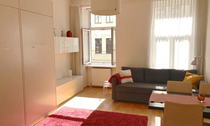 Meidling Apartment | 40 m² Apartment ∙ 1 bedroom ∙ 2 guests