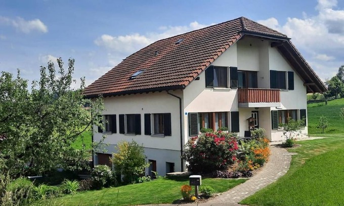 Ufhusen Apartment | 40 m² Apartment ∙ 1 bedroom ∙ 3 guests