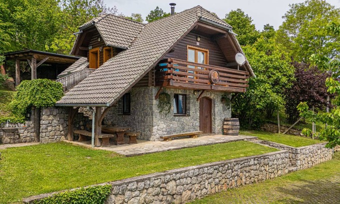 Trska Gora Ski Chalet | 40 m² Chalet ∙ 1 bedroom ∙ 4 guests