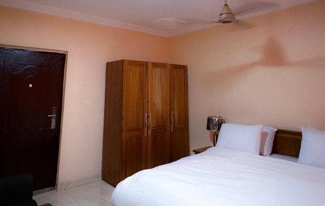 Bono East Region House | 40 m² House ∙ 5 bedrooms ∙ 10 guests