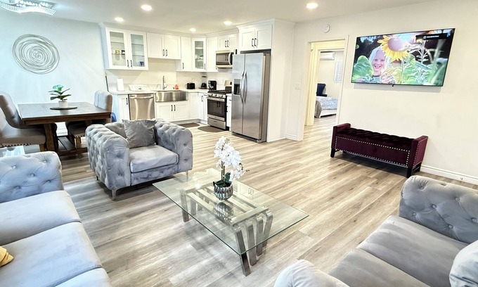 Upland Apartment | 40% OFF Upland 2 Master Bedrooms - Close To Colleges & Hospitals
