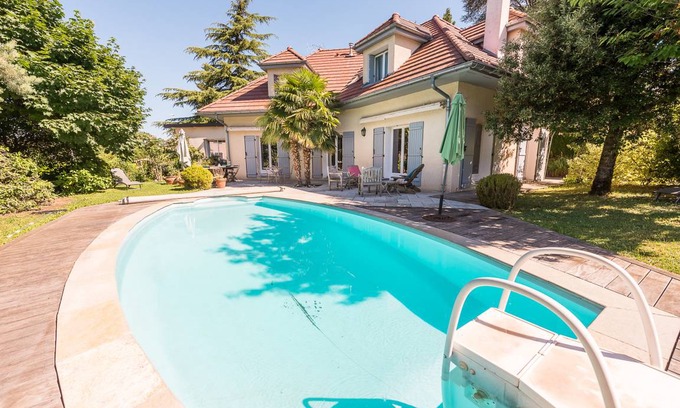Annecy-le-Vieux House | 400 m² House ∙ 6 bedrooms ∙ 12 guests