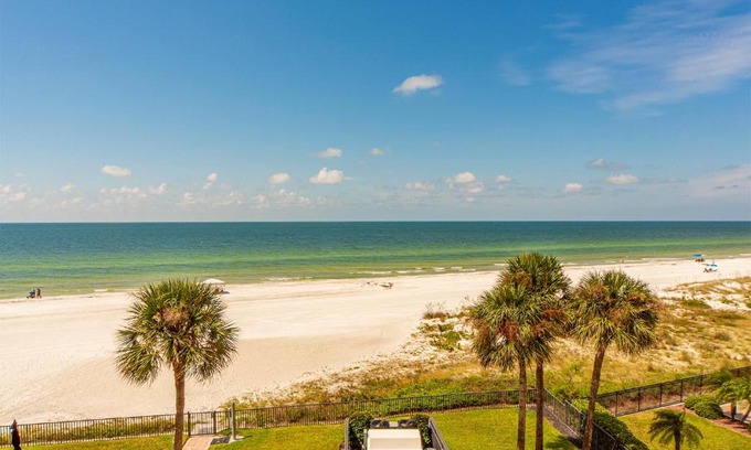 Redington Shores House | 403 The Shores Condo