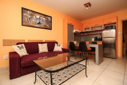 Balatonoszod Apartment | 409 - Vízparti lakóparkban teljes panorámás, modern 2 hálószobás apartman