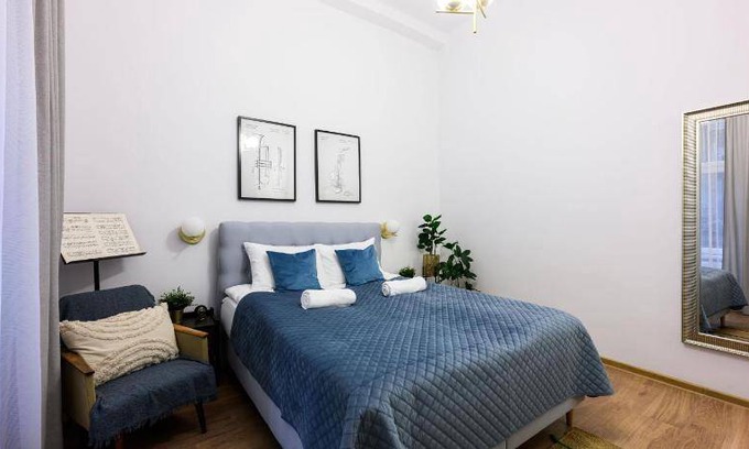 Wesoła Zachod Apartment | 41 m² Apartment ∙ 2 bedrooms ∙ 6 guests