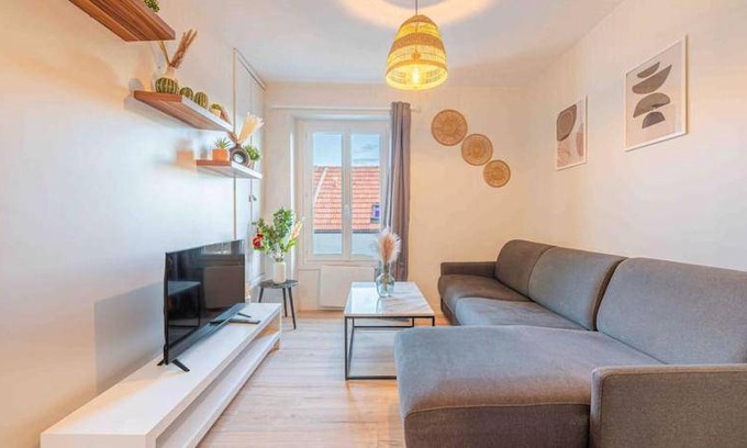 Tremblay-les-Gonesse Apartment | 42 m² Apartment ∙ 1 bedroom ∙ 4 guests