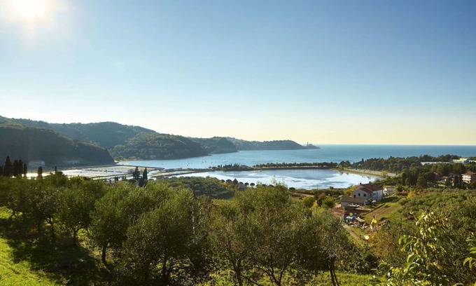 Strunjan Apartment | 42 m² Apartment ∙ 2 bedrooms ∙ 6 guests