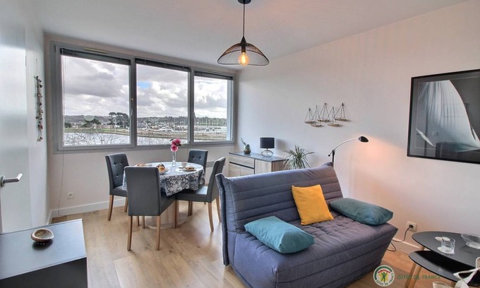 Perros-Guirec House | 42 m² Gîte ∙ 1 bedroom ∙ 2 guests