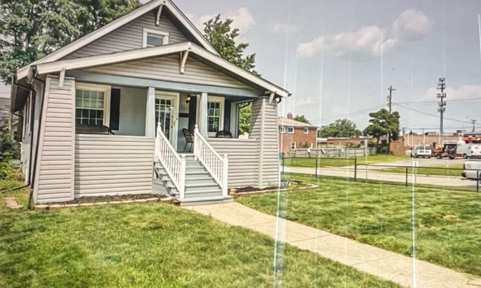 Royal Oak House | 420 Friendly Royal Oak Rental