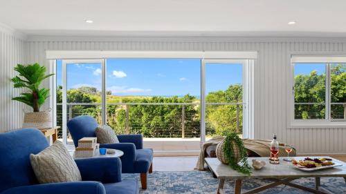 Sapphire Beach House | 420 m² House ∙ 5 bedrooms ∙ 8 guests