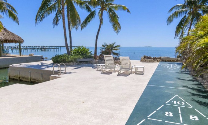 Summerland Key House | 430 m² House ∙ 7 bedrooms ∙ 14 guests
